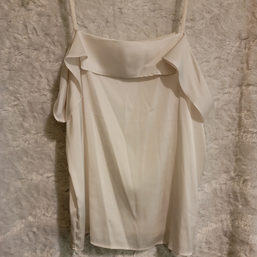 Express cold shoulder tank